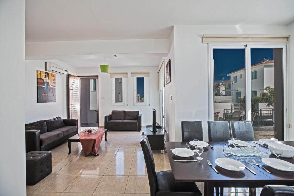 Avra Villas พาราลิมนี ห้อง รูปภาพ